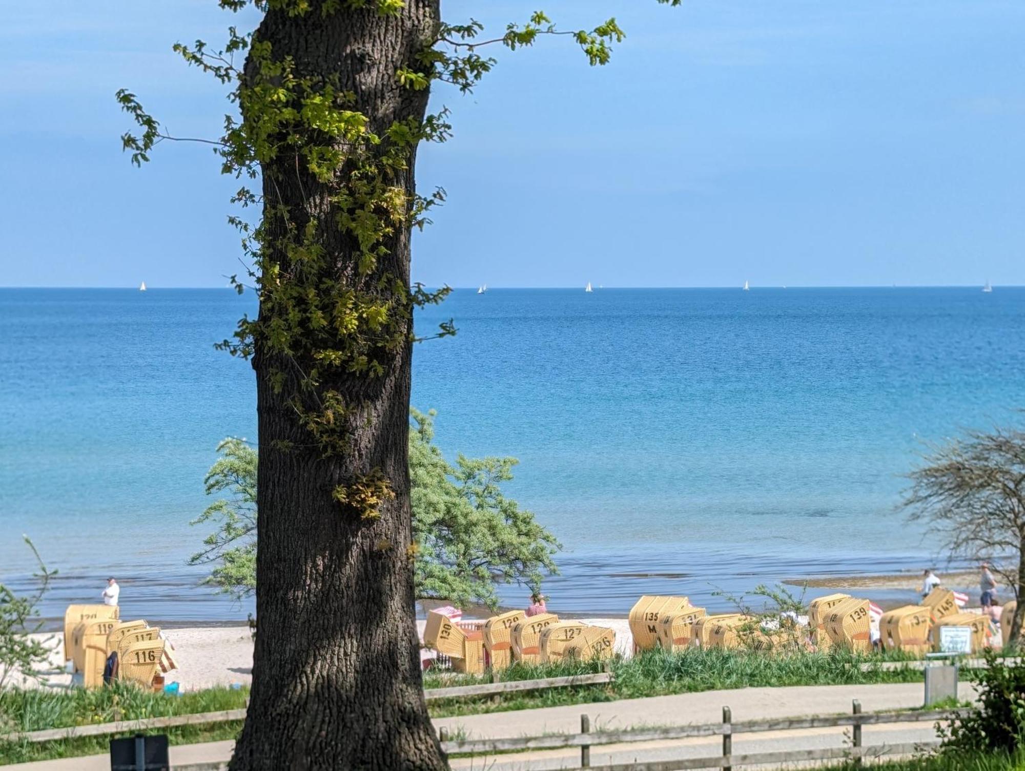 Panorama-Meerblick Am Scharbeutzer Strand Екстериор снимка